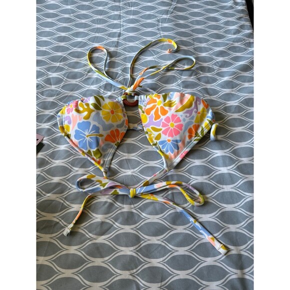 wild fable Other - Wild Fable Versatile Wrap Triangle String Bikini Top Floral